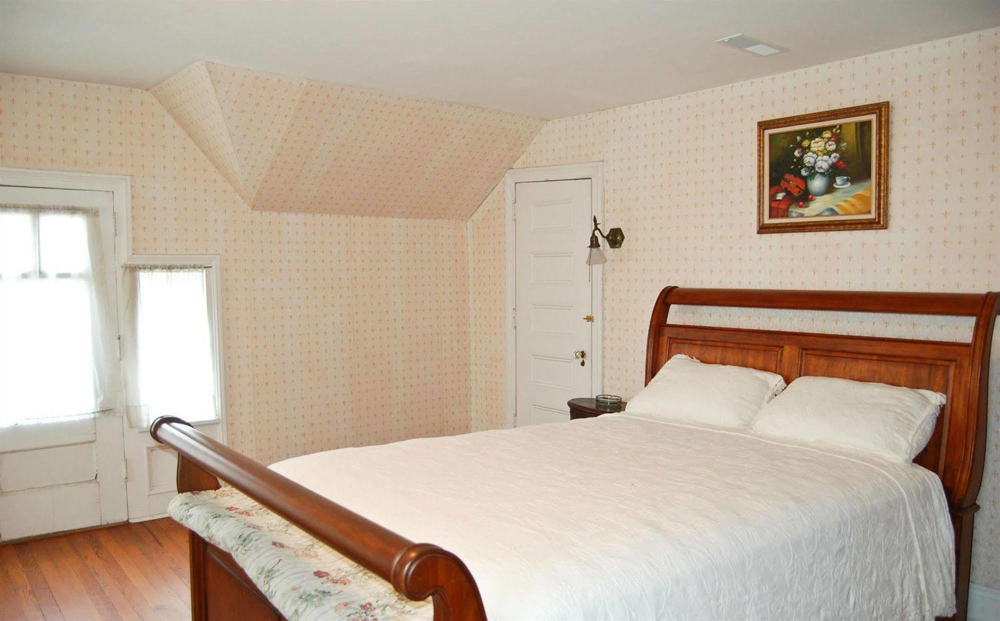 Albanus Phillips Inn Cambridge Extérieur photo